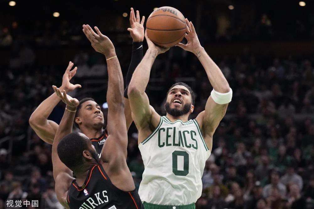 他凭借32 他凭借32