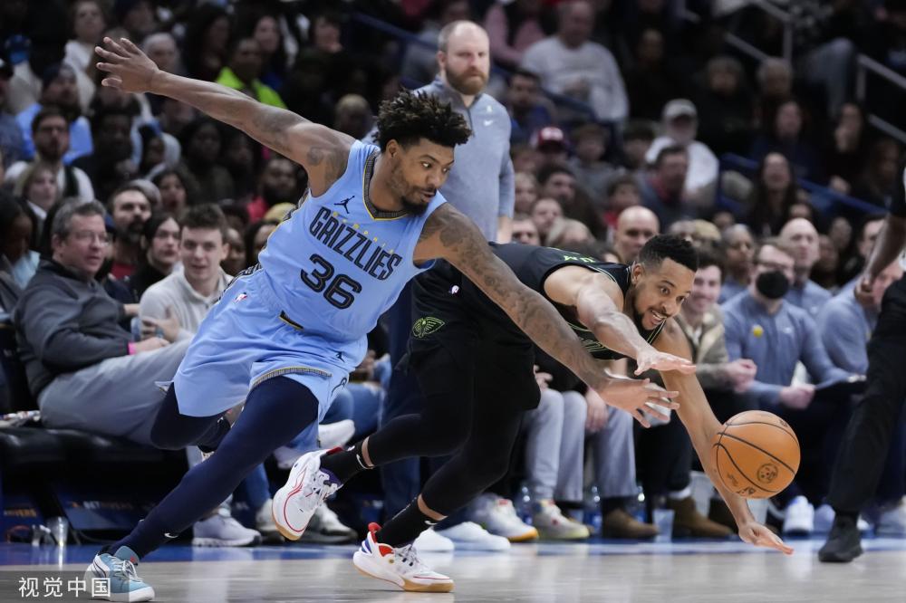 了戏剧性的 了戏剧性的